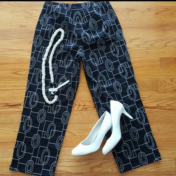 VTG Talbots Highwaist geometric black/white Capris - Picture 6 of 8